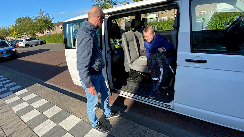 Chauffeur leerlingen vervoer